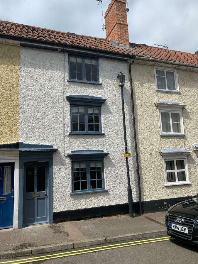 Sweet & Cosy 10 Bridewell Cottage With Parking Available Upon Request Bury St. Edmunds المظهر الخارجي الصورة