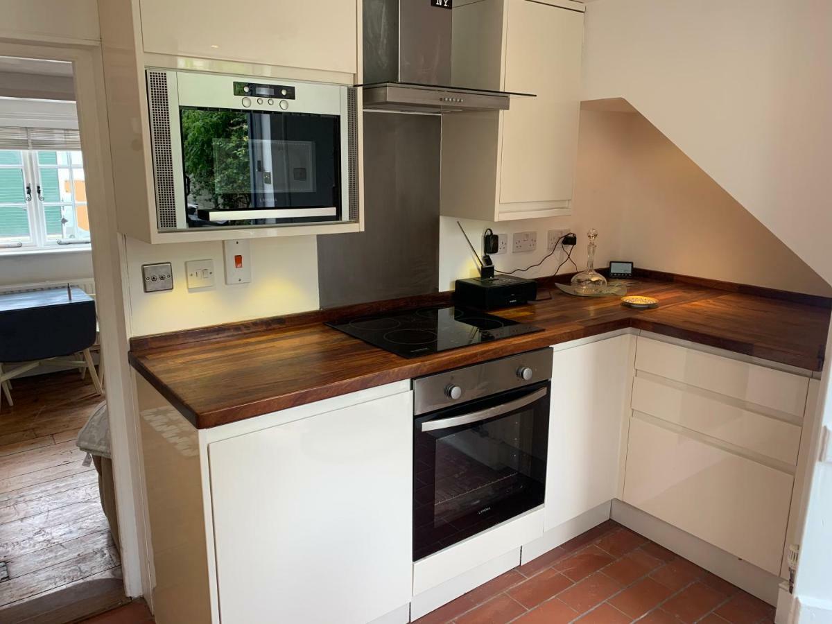 Sweet & Cosy 10 Bridewell Cottage With Parking Available Upon Request Bury St. Edmunds المظهر الخارجي الصورة